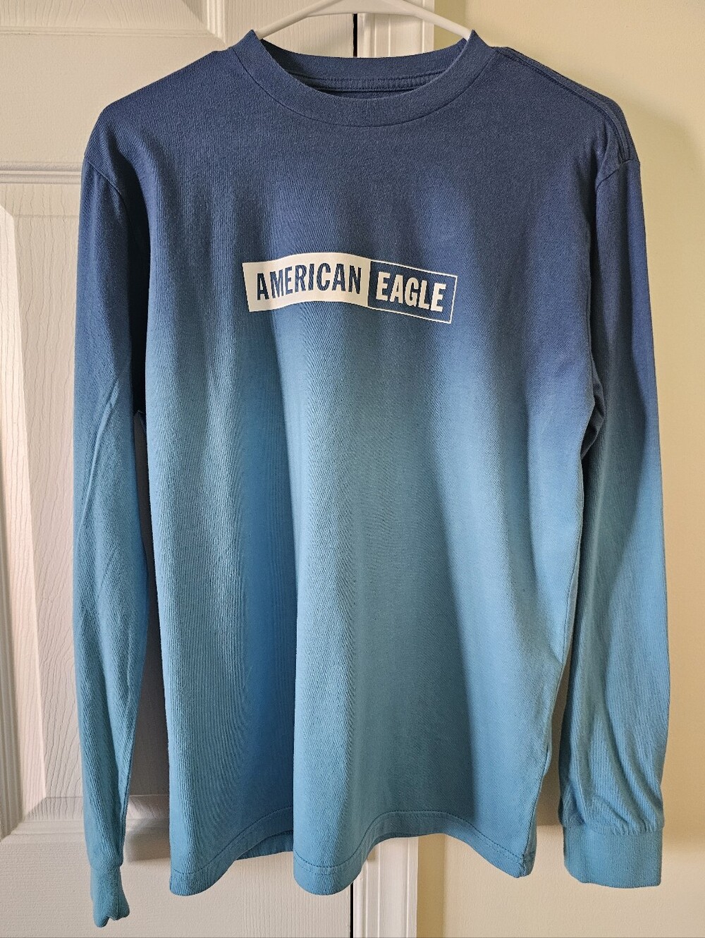 American Eagle Outfitters Blue Gradient Ombre Long Sleeve Logo Tee